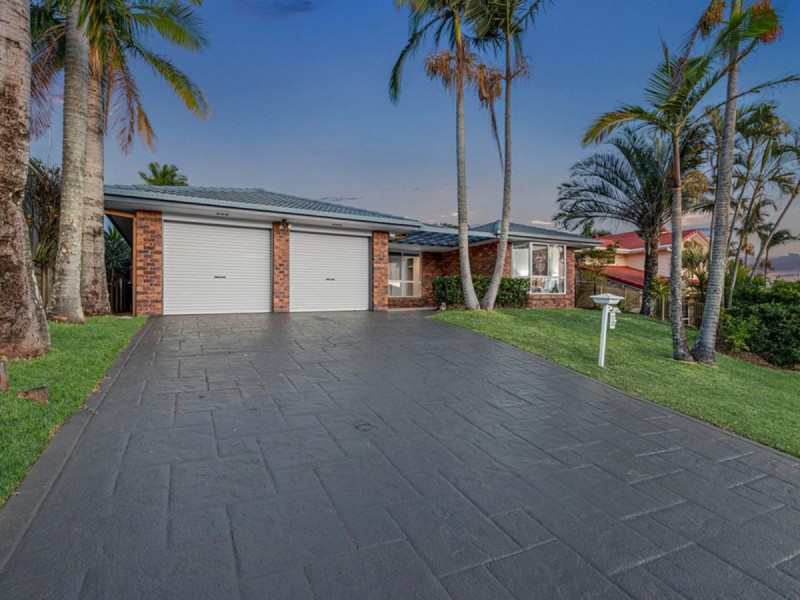 8 Gilgo Street, Wishart QLD 4122