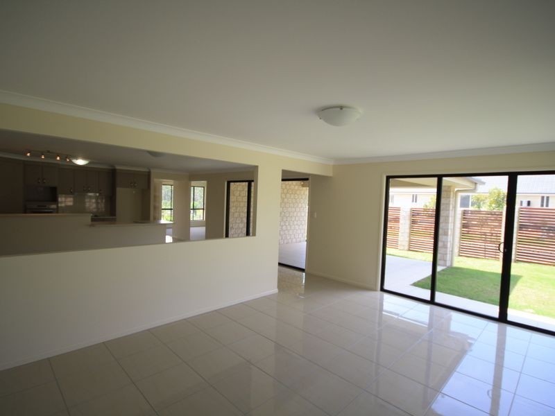 15 Tweeddale Circuit, Drewvale QLD 4116