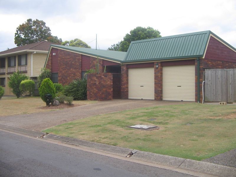 22 Mapleleaf Street, Eight Mile Plains QLD 4113