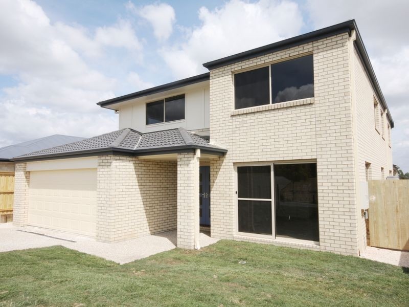 18 Larapinta Circuit, Parkinson QLD 4115