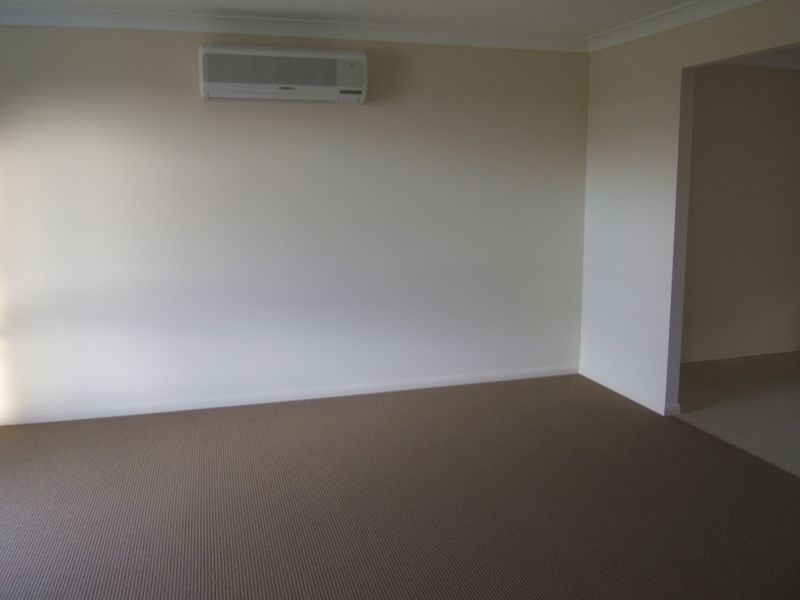 11 Bufalino Street, Parkinson QLD 4115