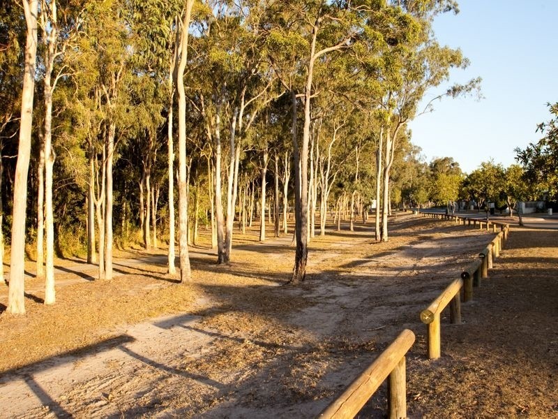 38 Billabong Place, Parkinson QLD 4115