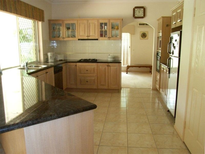 18 Gumdale Place, Sunnybank Hills QLD 4109