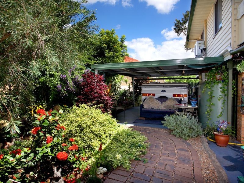 9 Thulimbah Street, Coopers Plains QLD 4108