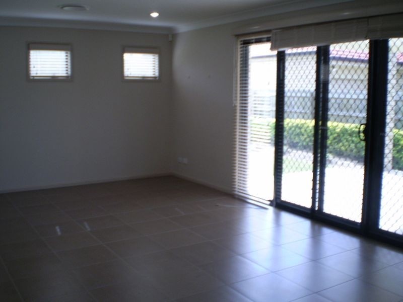 9 Nungatta Court, Parkinson QLD 4115