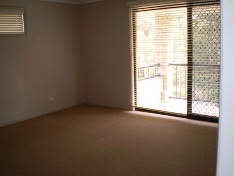 9 Nungatta Court, Parkinson QLD 4115
