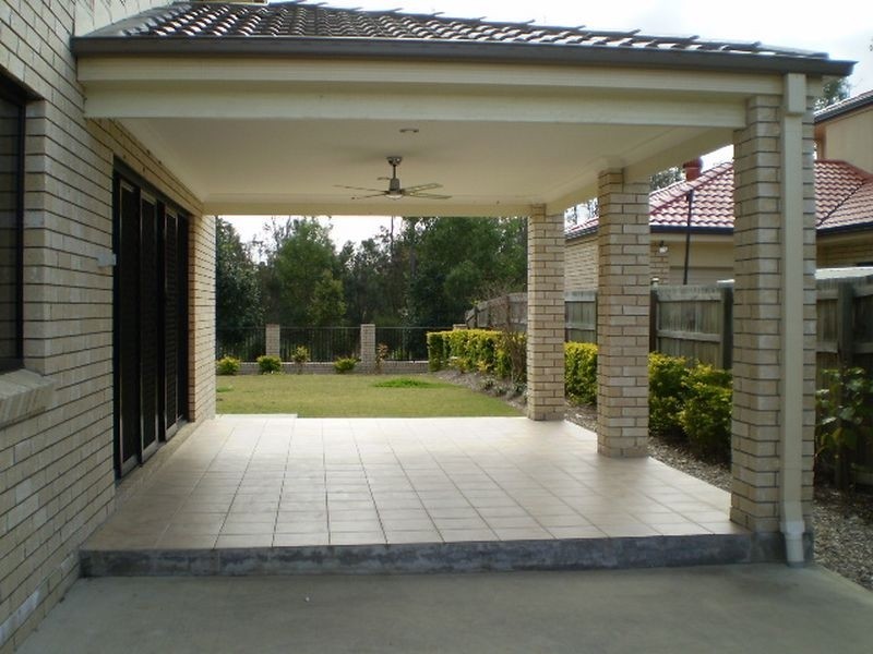 9 Nungatta Court, Parkinson QLD 4115