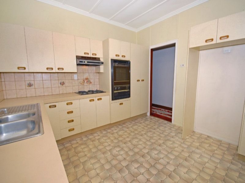 81 Gainsborough Street, Moorooka QLD 4105