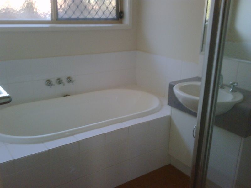 13 Coorong Place, Parkinson QLD 4115