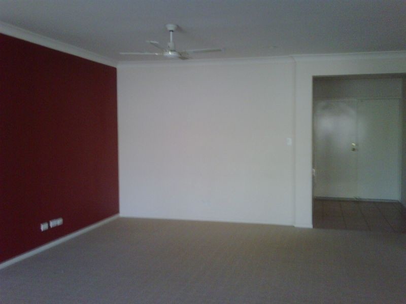 13 Coorong Place, Parkinson QLD 4115
