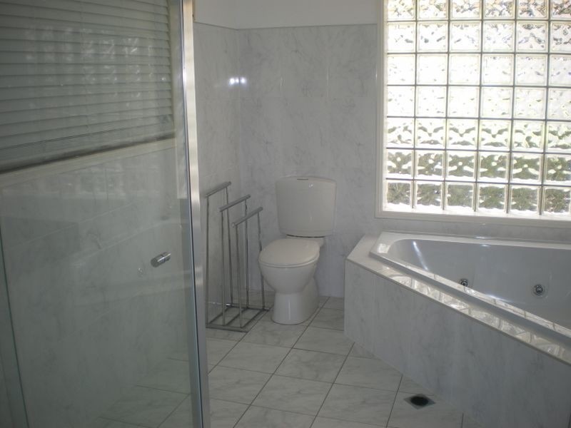 No.2  11 Chilton Street, Sunnybank Hills QLD 4109