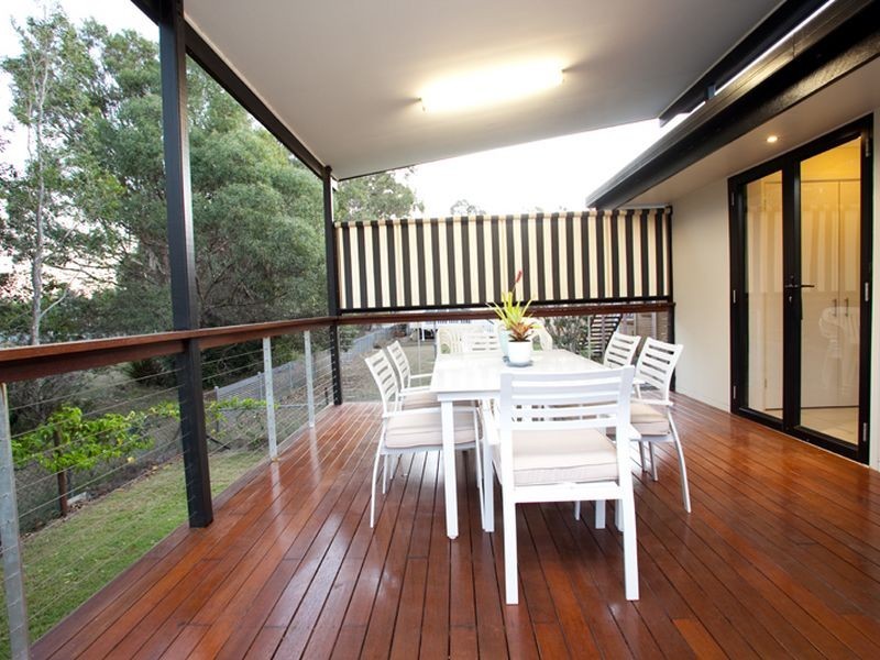 5 Mintern Street, Macgregor QLD 4109