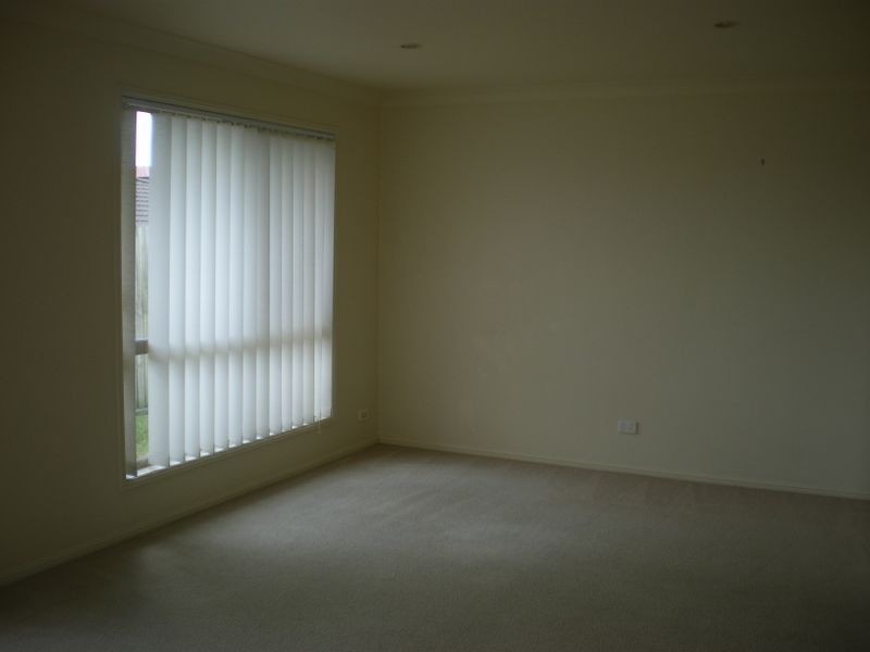 103 Oakleaf Street, Eight Mile Plains QLD 4113