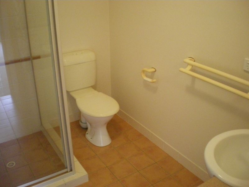 103 Oakleaf Street, Eight Mile Plains QLD 4113