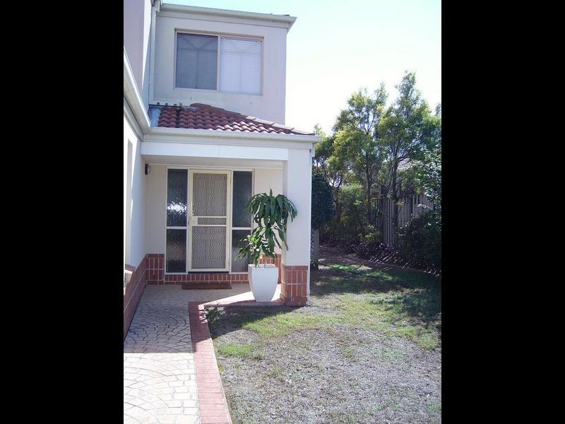 36 Sunflower Crescent, Calamvale QLD 4116