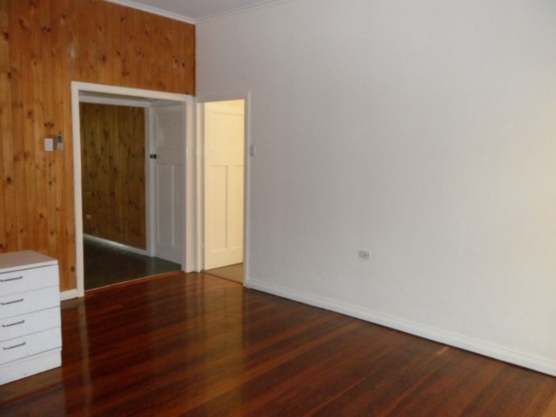 88 Orange Grove Road, Coopers Plains QLD 4108