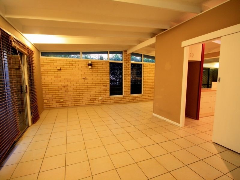 3 Emery St, Sunnybank Hills QLD 4109