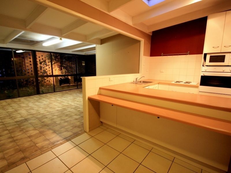 3 Emery St, Sunnybank Hills QLD 4109