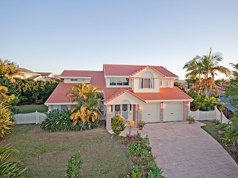 9 Chloe Close, Eight Mile Plains QLD 4113