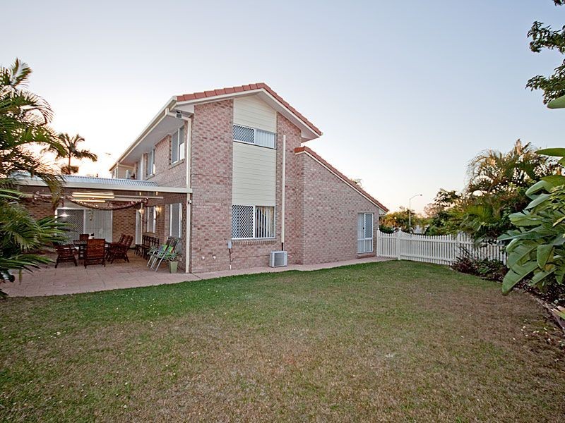 9 Chloe Close, Eight Mile Plains QLD 4113
