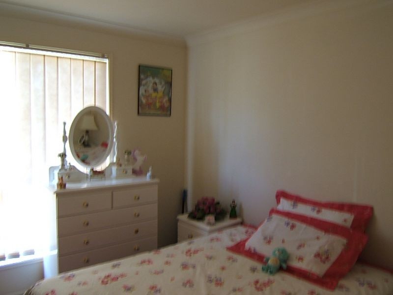12 Lewis Place, Calamvale QLD 4116