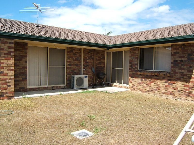 12 Lewis Place, Calamvale QLD 4116