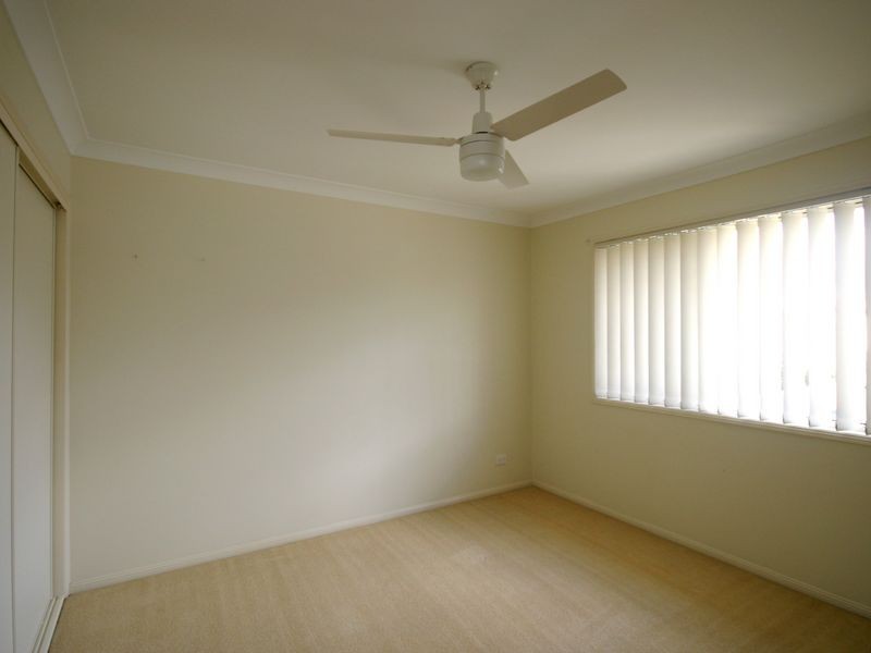 20 Karajini Crescent, Parkinson QLD 4115