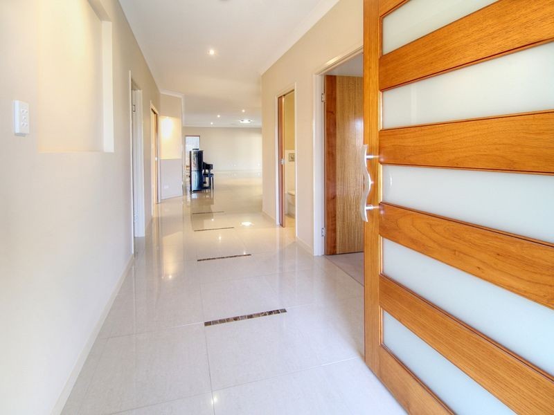 23 Samuel Street, Calamvale QLD 4116