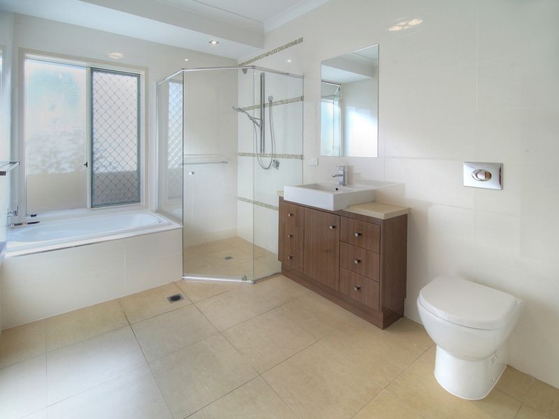 23 Samuel Street, Calamvale QLD 4116
