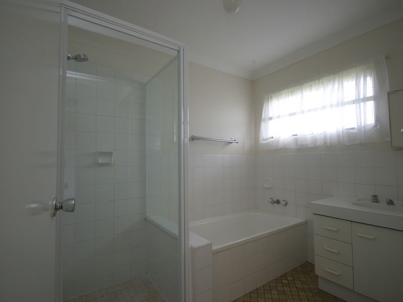 1 Kentlyn Street, Eight Mile Plains QLD 4113