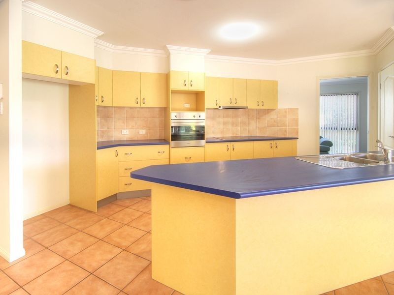 12 Shuttleworth Street, Kuraby QLD 4112