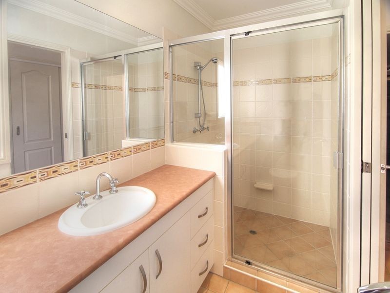 12 Shuttleworth Street, Kuraby QLD 4112