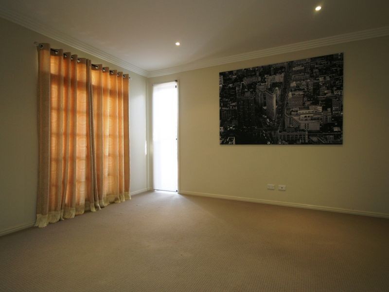 99 Franquin Crescent, Kuraby QLD 4112
