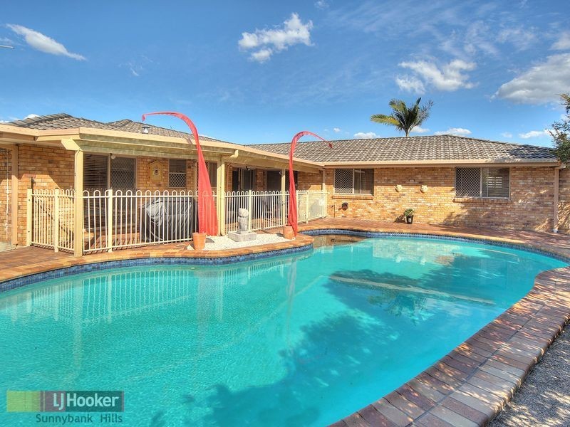4 Huntington Court, Calamvale QLD 4116
