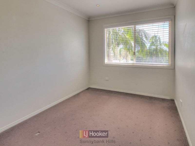 22 Hoover Court, Stretton QLD 4116