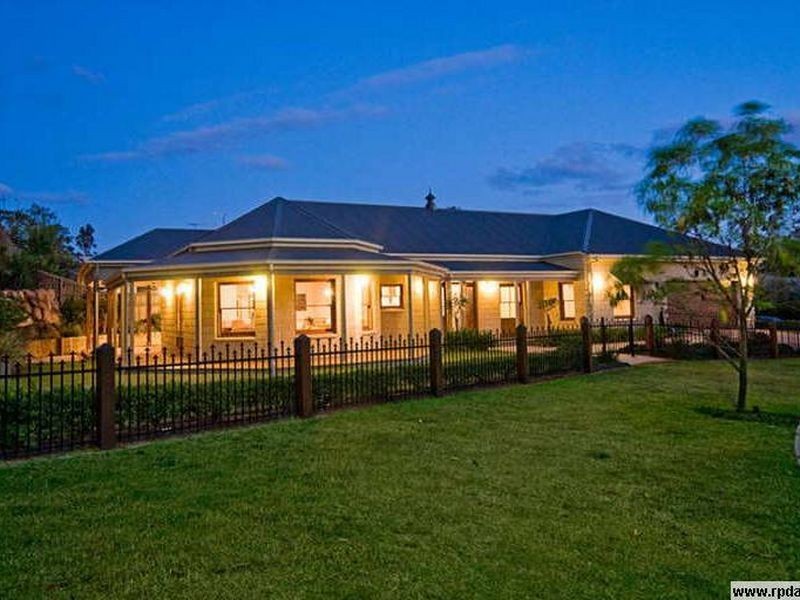 6 Watervale Place, Calamvale QLD 4116