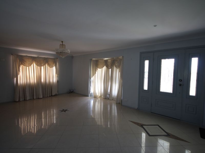 311 Gowan Road, Sunnybank Hills QLD 4109