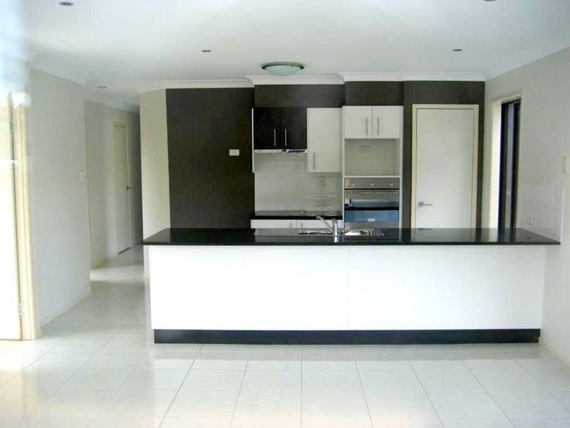 6 Simveesh Street, Calamvale QLD 4116