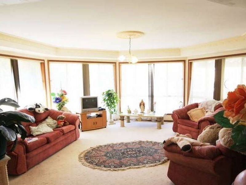 81 Ontario Crescent, Parkinson QLD 4115