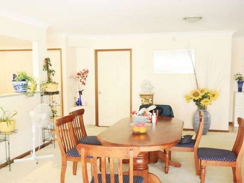 81 Ontario Crescent, Parkinson QLD 4115