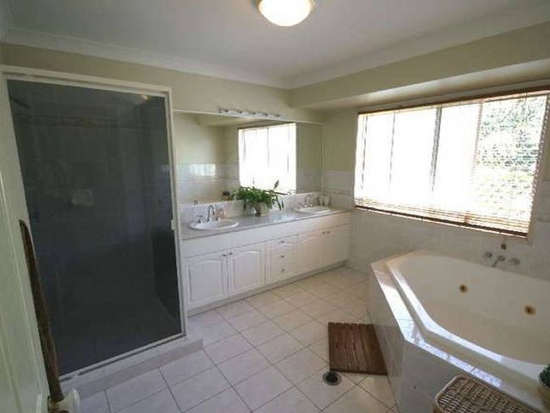 59 Lakewood Avenue, Parkinson QLD 4115