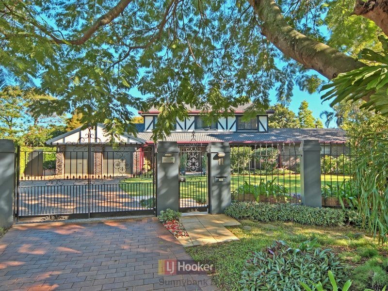 11 Burmel Street, Robertson QLD 4109
