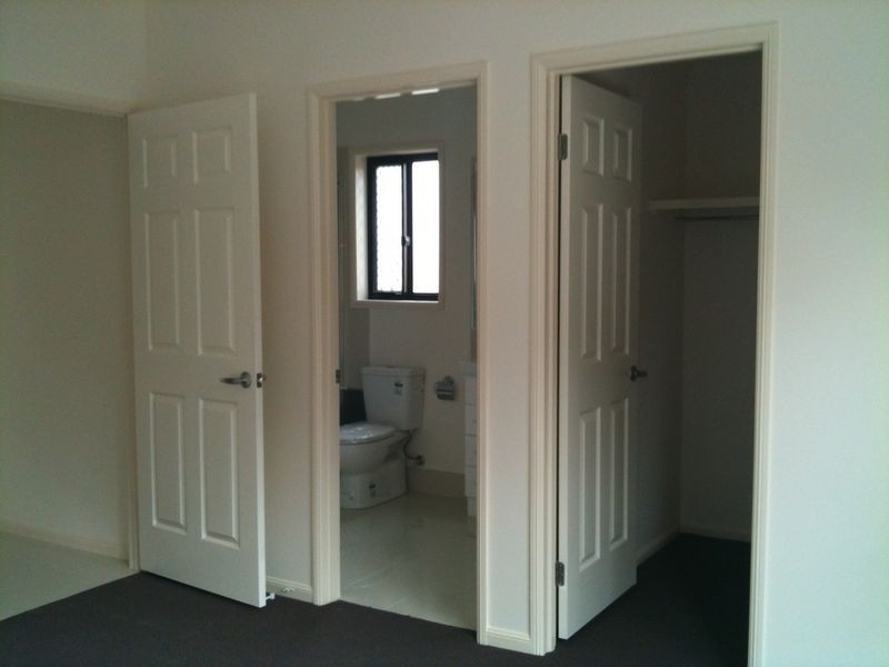 6 Pine Street, Runcorn QLD 4113