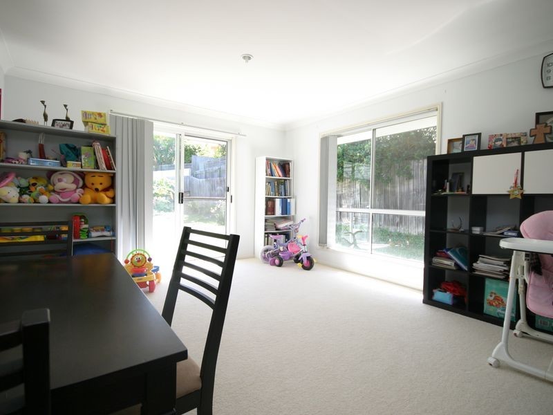 12 Cassia Place, Stretton QLD 4116