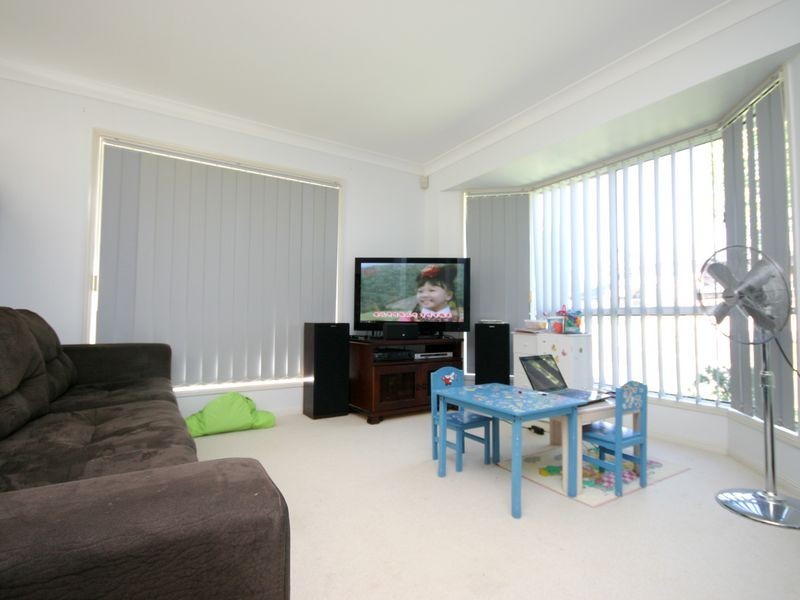 12 Cassia Place, Stretton QLD 4116