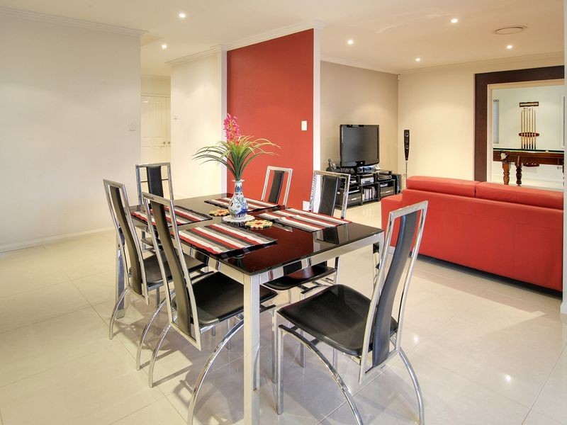 106 The Parkway, Stretton QLD 4116