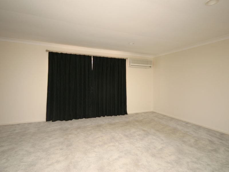 14 Eastcourt Lane, Sunnybank Hills QLD 4109