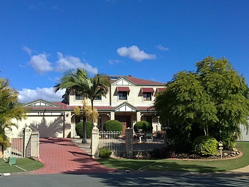 27 Janarde Place, Parkinson QLD 4115