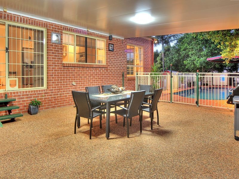 8 Franquin Crescent, Kuraby QLD 4112