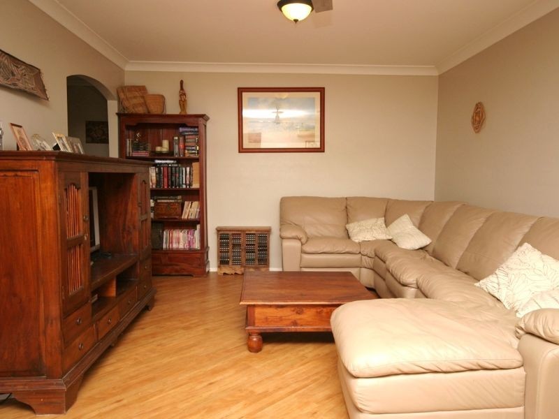 6 Amarna Street, Eight Mile Plains QLD 4113